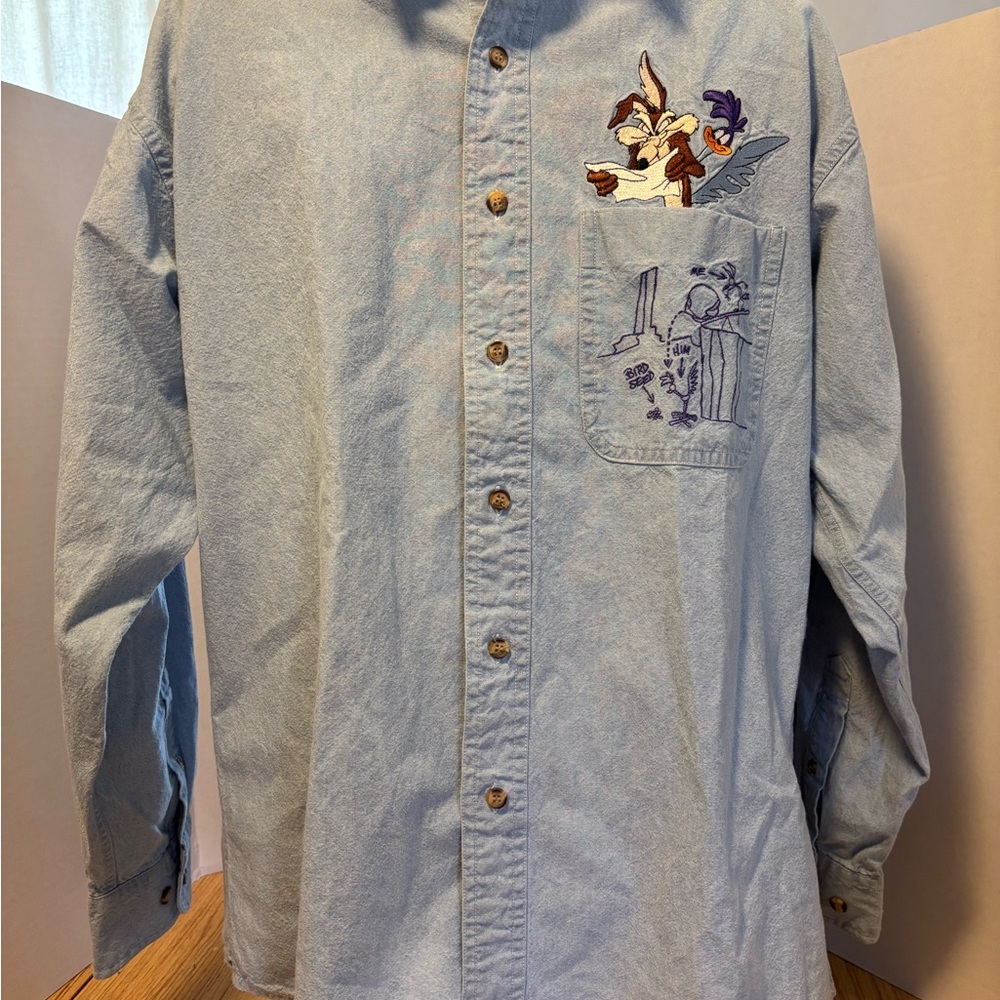 Warner Bros. Light Blue Shirt with Embroidered Cartoon Design
